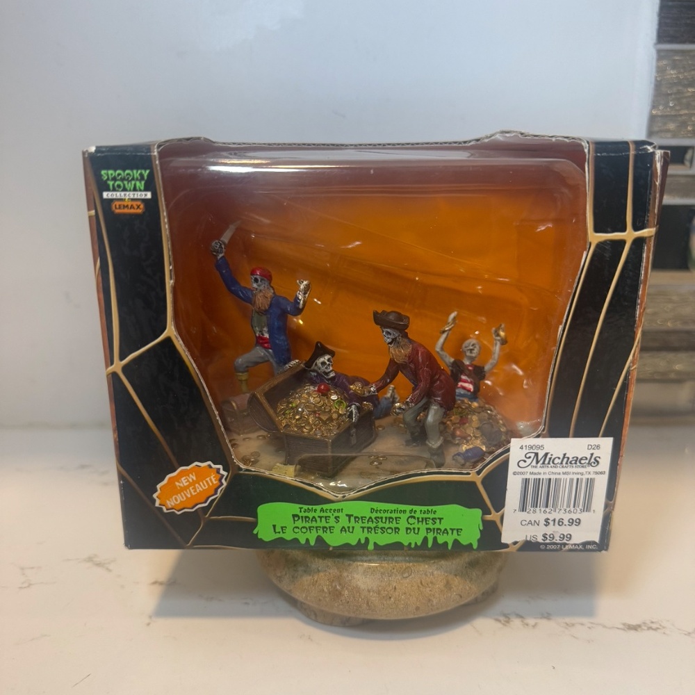 Lemax Spooky Town PIRATE'S TREASURE CHEST Figurine 2007 #73603 Retired Halloween